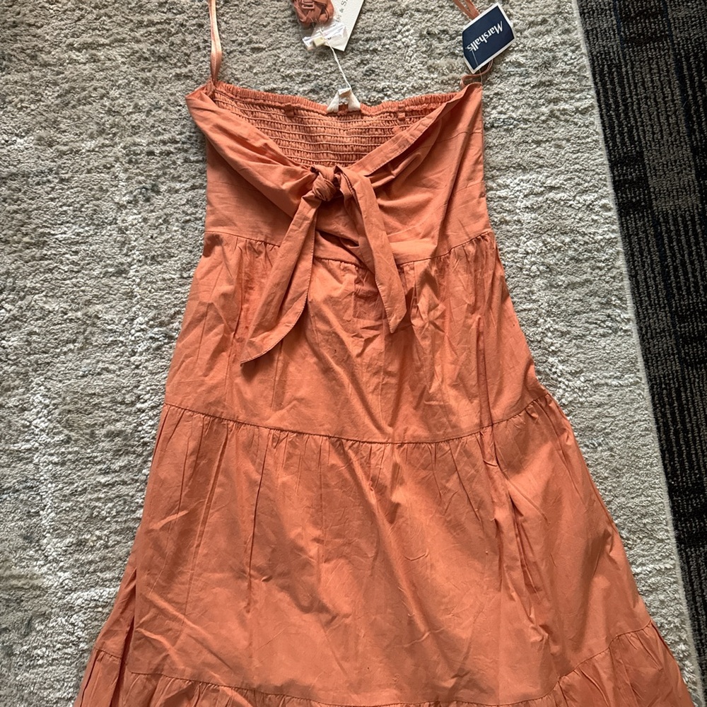 peach strapless dress